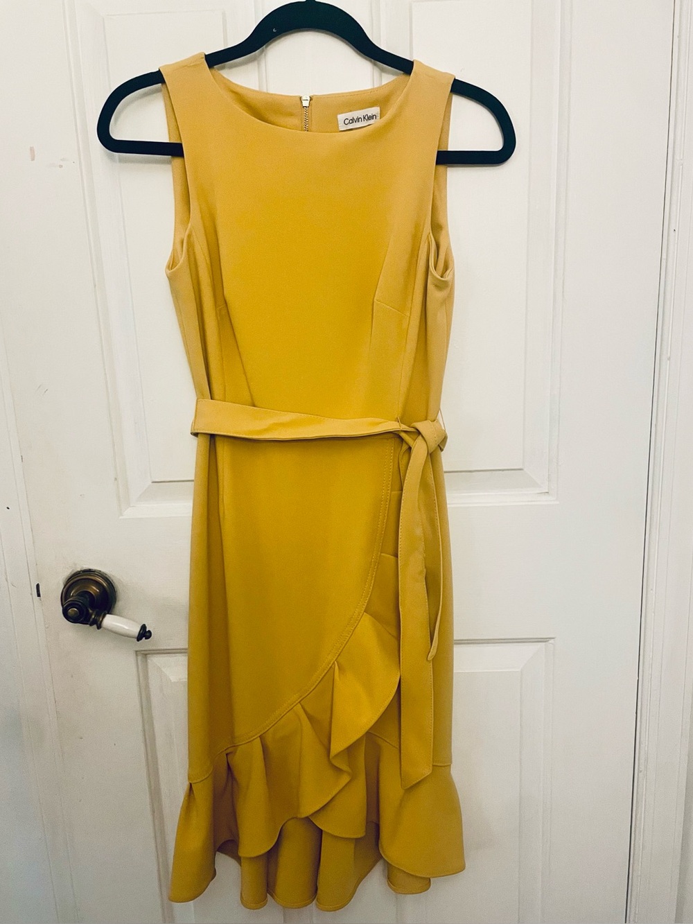 Calvin Klein Sleevless Belted Ruffle Hem Dress Yellow Size 2